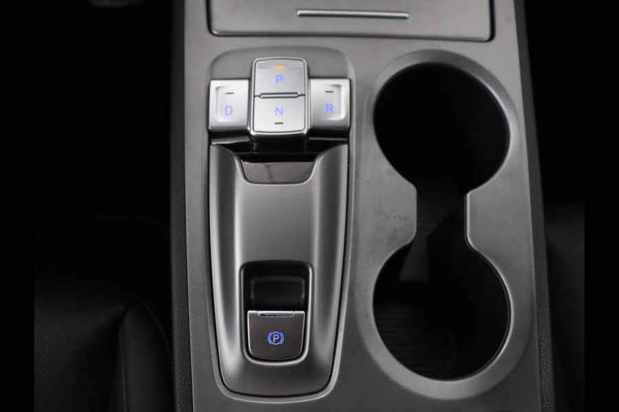 Hyundai Kona EV Business 64 kWh | 3-Fase | Stoelverwarming | Climate control | Adaptive cruise control | Camera | HUD