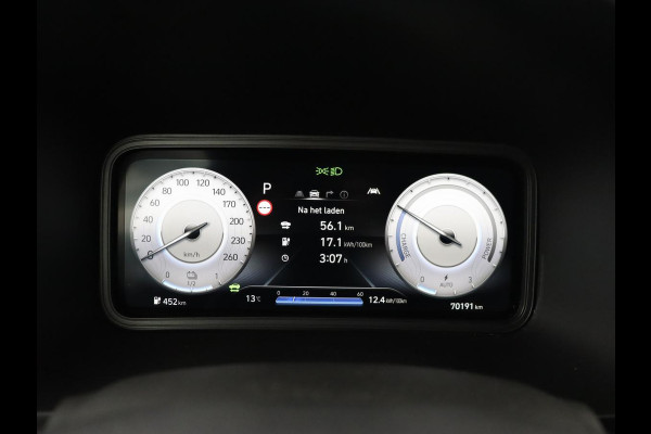 Hyundai Kona EV Business 64 kWh | 3-Fase | Stoelverwarming | Climate control | Adaptive cruise control | Camera | HUD