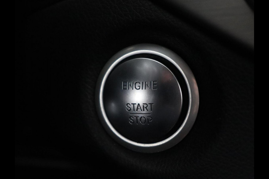 Mercedes-Benz CLA-Klasse Shooting Brake 180 AMG-Pakket | Full-LED | Stoelverwarming | Camera | Navigatie