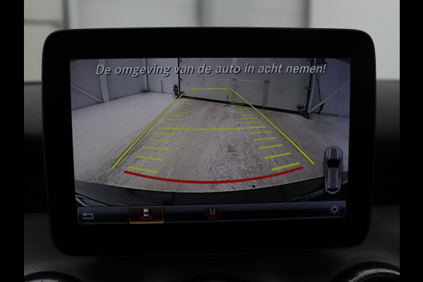 Mercedes-Benz CLA-Klasse Shooting Brake 180 AMG-Pakket | Full-LED | Stoelverwarming | Camera | Navigatie