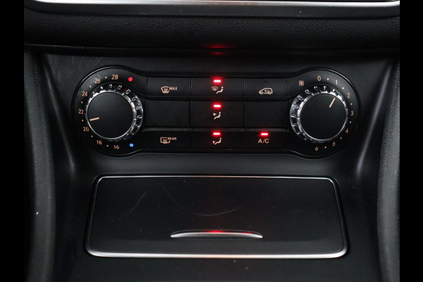 Mercedes-Benz CLA-Klasse Shooting Brake 180 AMG-Pakket | Full-LED | Stoelverwarming | Camera | Navigatie