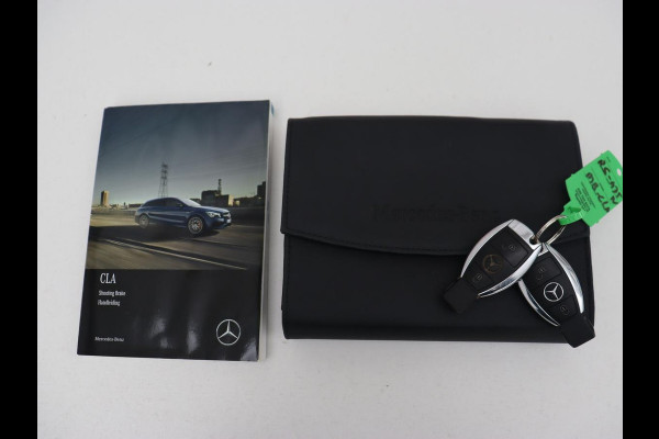 Mercedes-Benz CLA-Klasse Shooting Brake 180 AMG-Pakket | Full-LED | Stoelverwarming | Camera | Navigatie