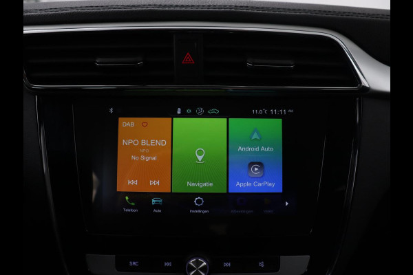 MG Mg Zs EV Luxury 45 kWh | Panoramadak | Adaptive cruise control | Climate control | Leder | Stoelverwarming | Navigatie | Camera | Carplay