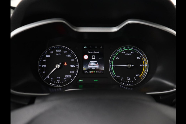 MG Mg Zs EV Luxury 45 kWh | Panoramadak | Adaptive cruise control | Climate control | Leder | Stoelverwarming | Navigatie | Camera | Carplay