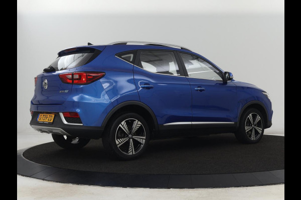 MG Mg Zs EV Luxury 45 kWh | Panoramadak | Adaptive cruise control | Climate control | Leder | Stoelverwarming | Navigatie | Camera | Carplay