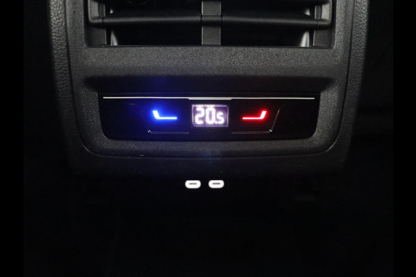 Volkswagen Golf 1.4 eHybrid GTE | Panoramadak | Sfeerverlichting | Carplay | Stoelverwarming | Camera | Adaptive cruise | Navigatie | Sportstoelen | Digital Cockpit | PHEV | Plug In