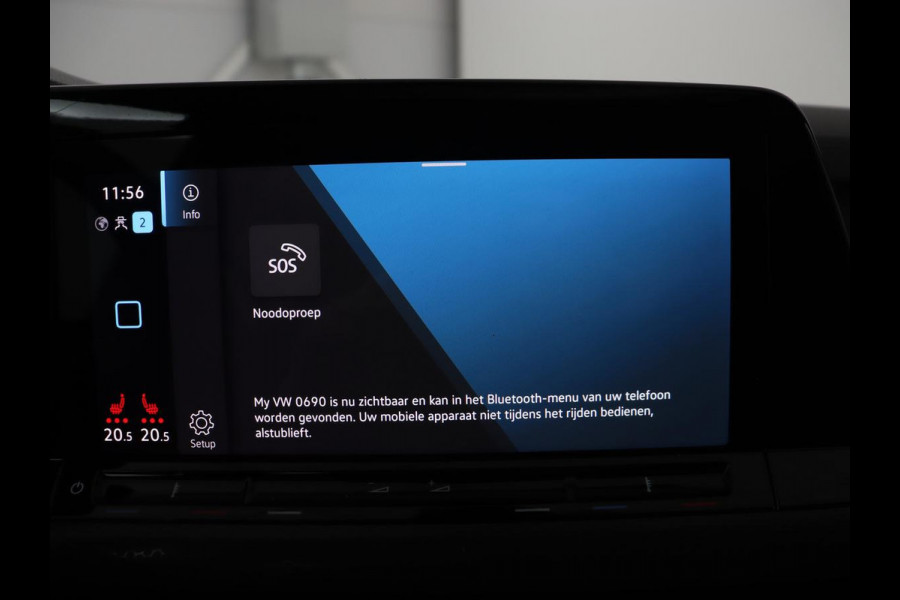 Volkswagen Golf 1.4 eHybrid GTE | Panoramadak | Sfeerverlichting | Carplay | Stoelverwarming | Camera | Adaptive cruise | Navigatie | Sportstoelen | Digital Cockpit | PHEV | Plug In