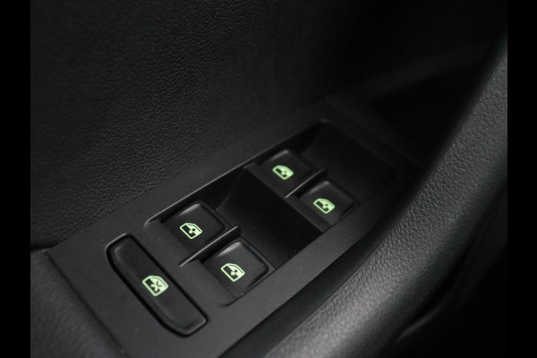 Škoda Octavia Combi 1.0 TSI Greentech Ambition Business | Trekhaak | Carplay | PDC | Navigatie | Climate control | Cruise control