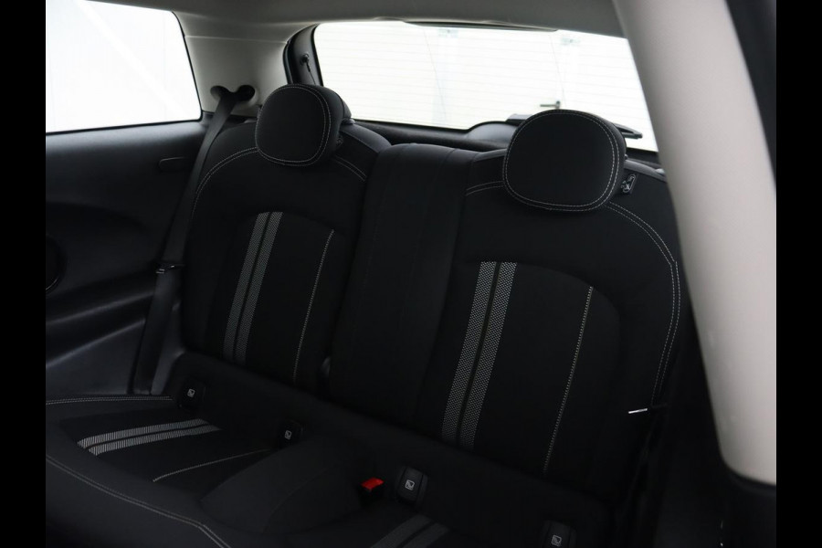 MINI Mini Electric Basic 33 kWh | 3-Fase | Climate control | Navigatie | Cruise control