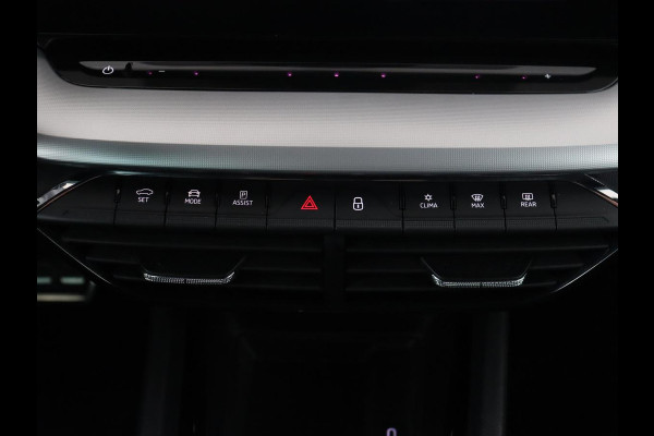Škoda Octavia 1.0 e-TSI Sport | Trekhaak | Carplay | Navigatie | Sportstoelen | Sfeerverlichting | Full LED | Parkeerhulp | Climate control | Verwarmde voorruit