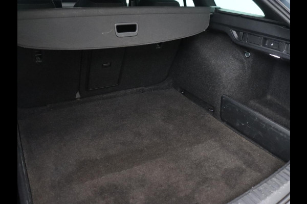 Škoda Octavia 1.0 e-TSI Sport | Trekhaak | Carplay | Navigatie | Sportstoelen | Sfeerverlichting | Full LED | Parkeerhulp | Climate control | Verwarmde voorruit