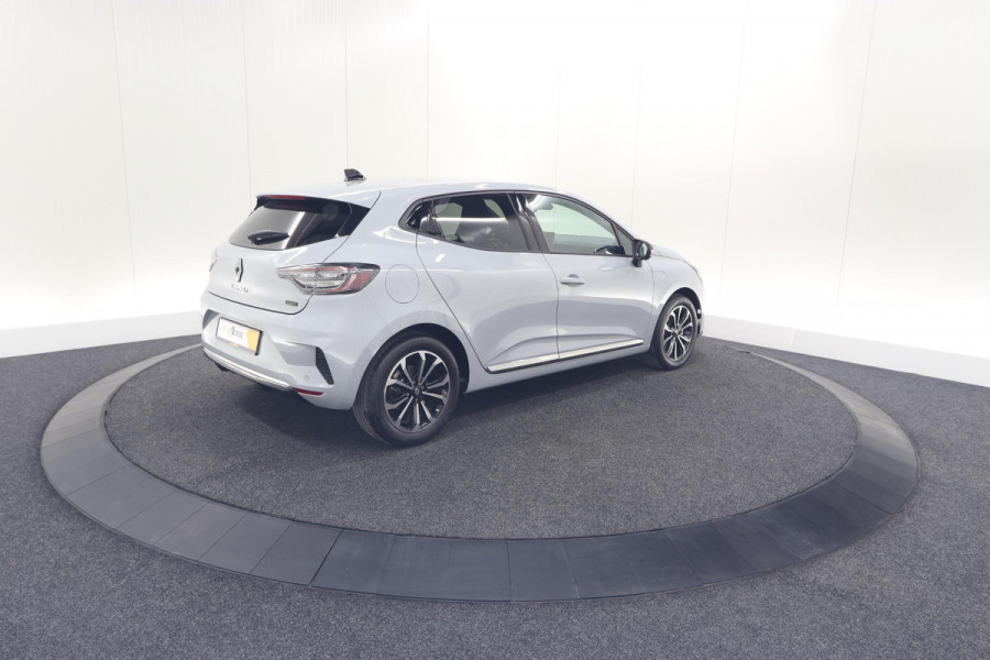 Renault Clio 1.6 E-Tech Full Hybrid 145 Techno | 360 Camera | Adaptieve Cruise Control | Dodehoekdetectie | 9.3 Inch Groot Scherm