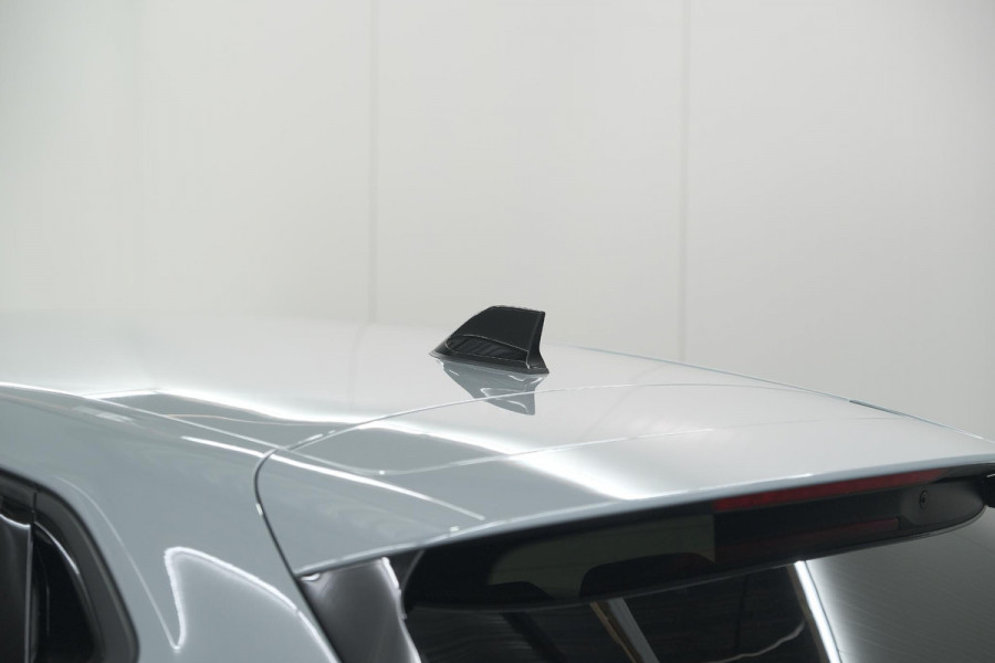 Renault Clio 1.6 E-Tech Full Hybrid 145 Techno | 360 Camera | Adaptieve Cruise Control | Dodehoekdetectie | 9.3 Inch Groot Scherm