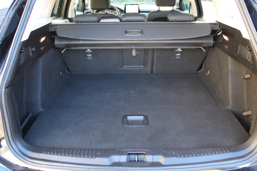 Ford FOCUS Wagon 1.5 EcoBoost Vignale | Adaptieve cruise | BLIS | Camera | Head-up | Winterpack |