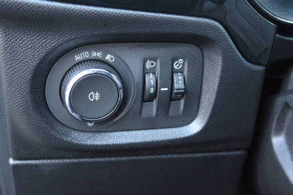 Opel Corsa 1.2 Level 3 Elegance | Trekhaak | Carplay | Stoelverwarming