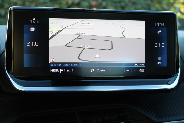 Peugeot 2008 1.2 PureTech Allure | Trekhaak | Panoramadak | Navigatie