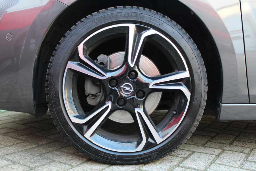 Opel Corsa 1.2 131PK GS Line | Leder | BLIS | Massage | Camera | Adaptieve Cruise | Matrix