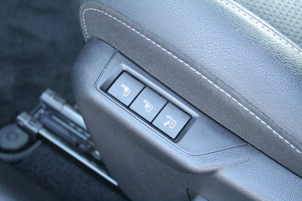 Opel Corsa 1.2 131PK GS Line | Leder | BLIS | Massage | Camera | Adaptieve Cruise | Matrix