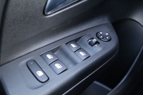 Opel Corsa 1.2 131PK GS Line | Leder | BLIS | Massage | Camera | Adaptieve Cruise | Matrix