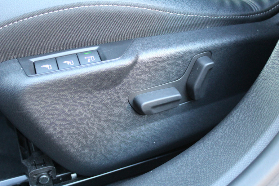 Opel Corsa 1.2 131PK GS Line | Leder | BLIS | Massage | Camera | Adaptieve Cruise | Matrix