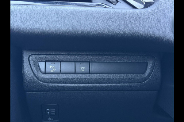 Peugeot 208 1.2 PureTech Signature Navi,Airco,Cruise,PDC,N.A.P,Dealer Onderhouden,APK tot 04-2026