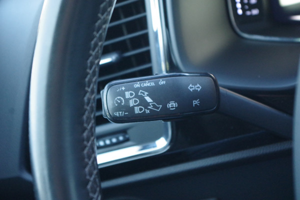 Seat Ateca 1.5 TSI Automaat Xcellence Business Intense, Trekhaak, 360 Camera, Carplay, Digitale Cockpit