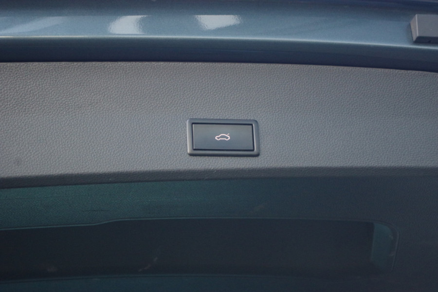 Seat Ateca 1.5 TSI Automaat Xcellence Business Intense, Trekhaak, 360 Camera, Carplay, Digitale Cockpit