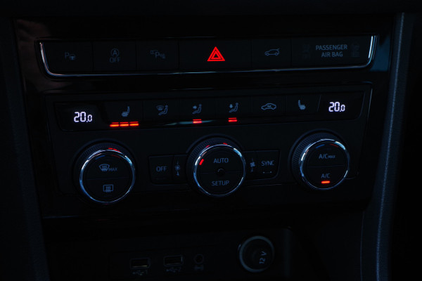 Seat Ateca 1.5 TSI Automaat Xcellence Business Intense, Trekhaak, 360 Camera, Carplay, Digitale Cockpit