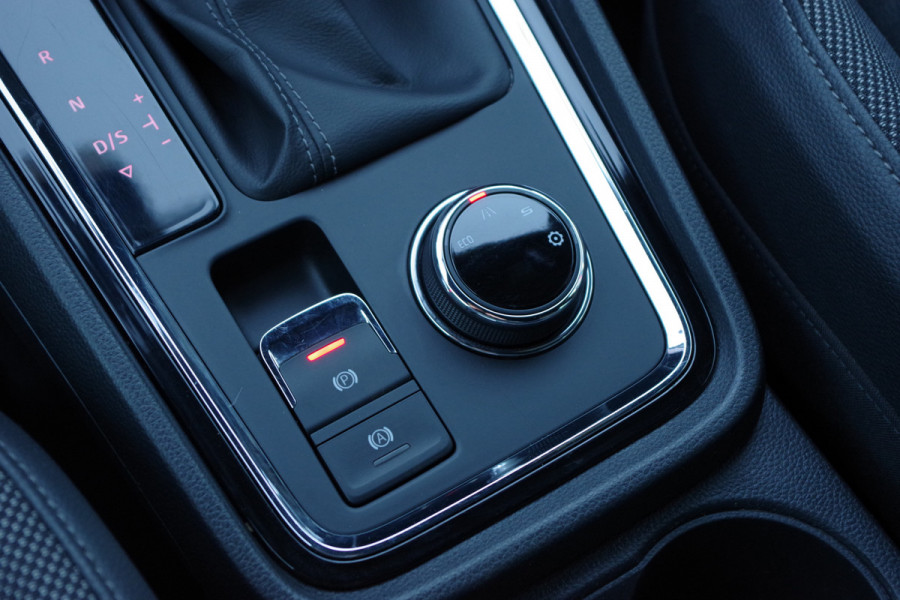 Seat Ateca 1.5 TSI Automaat Xcellence Business Intense, Trekhaak, 360 Camera, Carplay, Digitale Cockpit