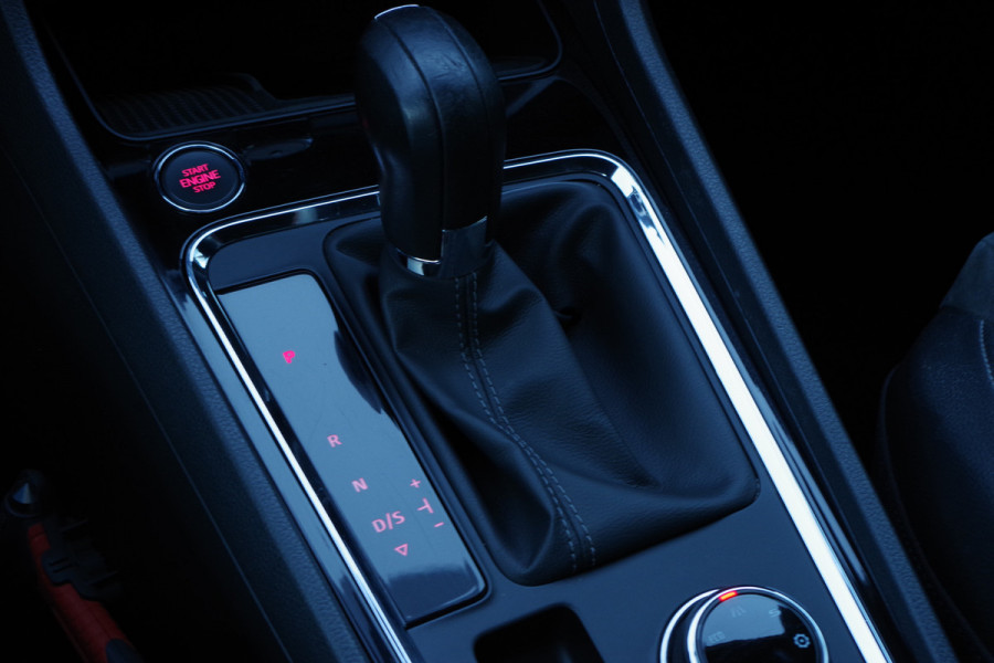 Seat Ateca 1.5 TSI Automaat Xcellence Business Intense, Trekhaak, 360 Camera, Carplay, Digitale Cockpit