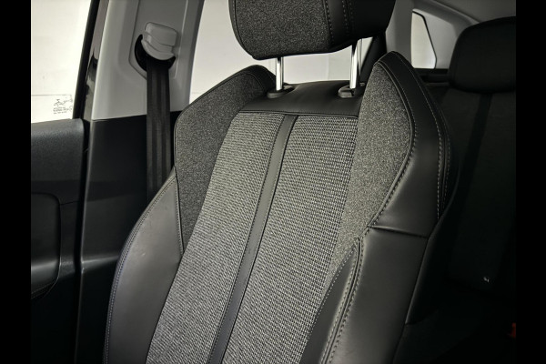 Peugeot 3008 1.2 Allure Automaat Cruise Carplay Stoelver. NAP