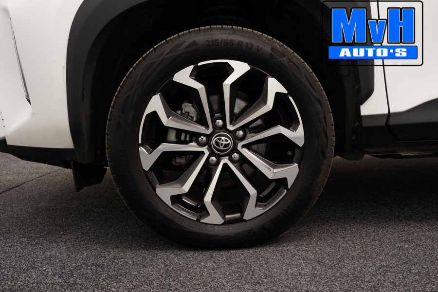 Toyota Yaris Cross 1.5 Hybrid First Edition|TREKH|LED|NAVI|NAP