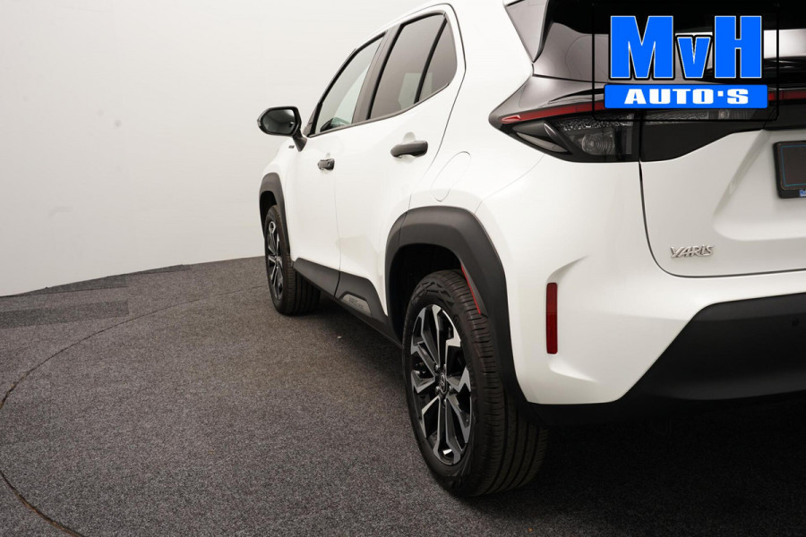 Toyota Yaris Cross 1.5 Hybrid First Edition|TREKH|LED|NAVI|NAP