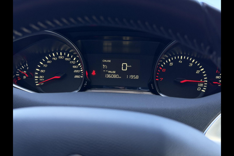 Peugeot 308 1.2 PureTech Active 1e Eigenaar,Navi,Clima,Cruise,PDC,Dealer Onderhouden,N.A.P,APK tot 04-2026