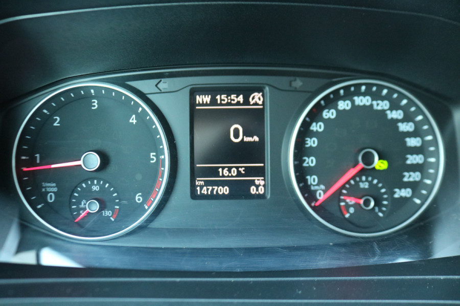 Volkswagen Transporter 2.0 TDI L2 H1 150pk Airco Navigatie