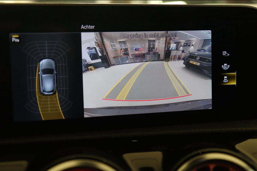 Mercedes-Benz A-Klasse 220 AMG Pano/Memory/Burm/Sfeer/Camera/Carplay/BOMVOL