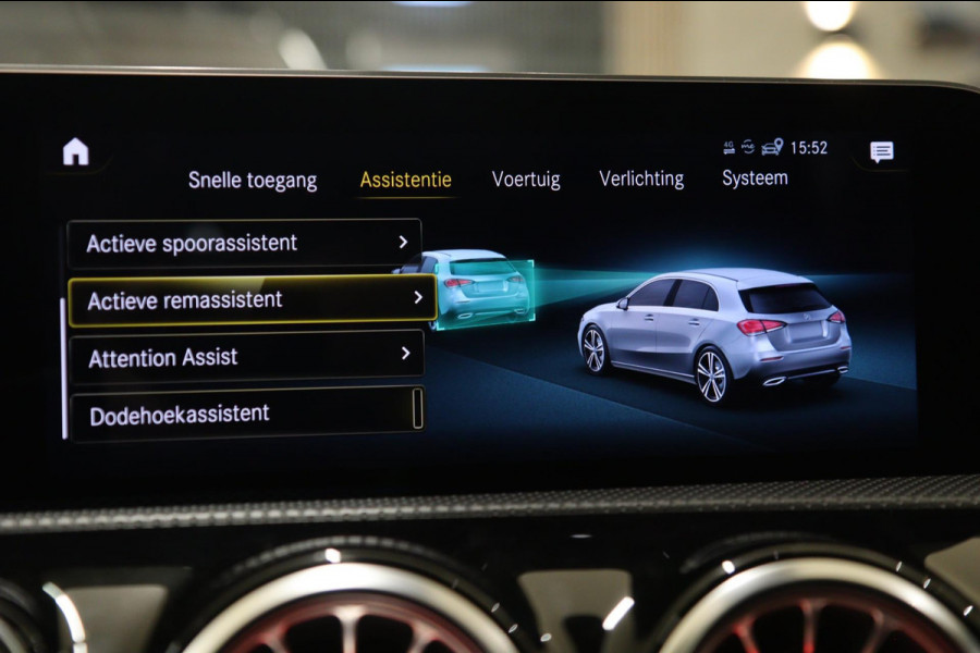 Mercedes-Benz A-Klasse 220 AMG Pano/Memory/Burm/Sfeer/Camera/Carplay/BOMVOL