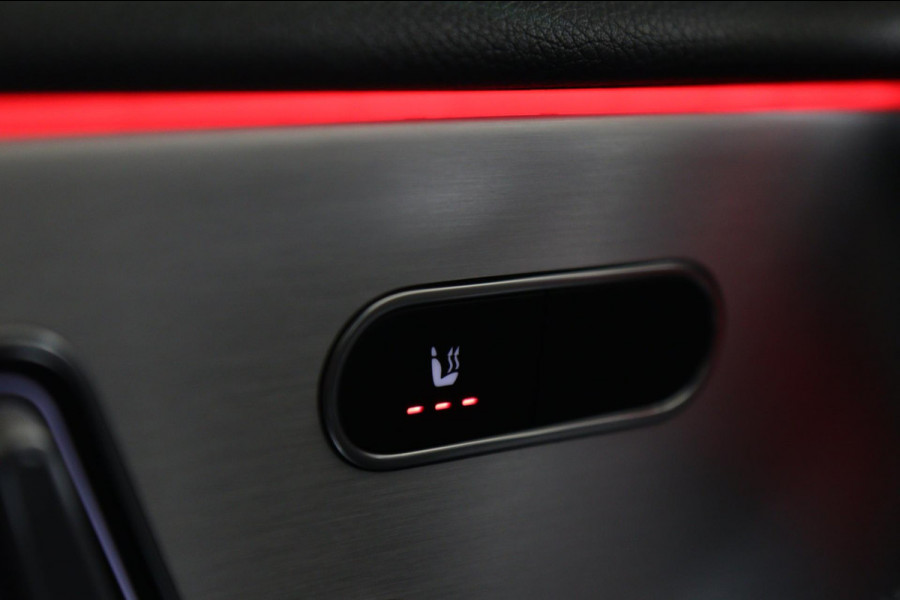 Mercedes-Benz A-Klasse 220 AMG Pano/Memory/Burm/Sfeer/Camera/Carplay/BOMVOL