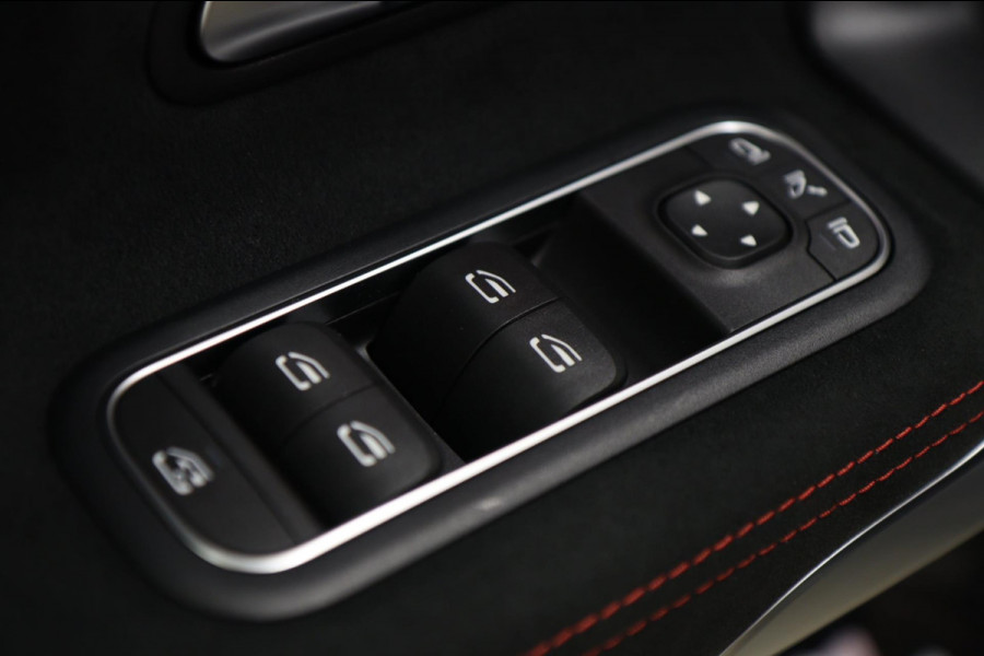 Mercedes-Benz A-Klasse 220 AMG Pano/Memory/Burm/Sfeer/Camera/Carplay/BOMVOL