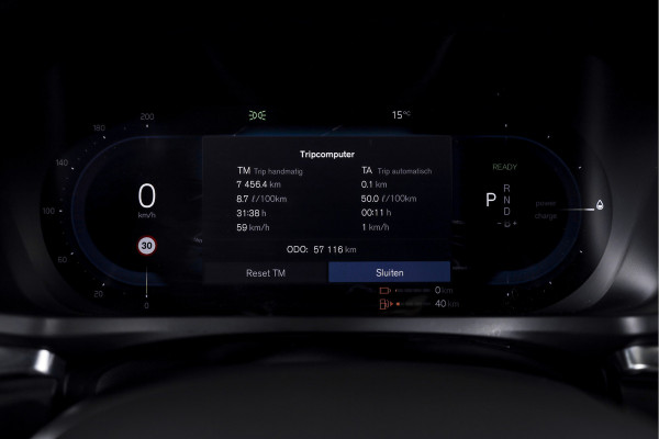 Volvo V60 2.0 T6 Recharge AWD Plus Dark | Dig.Cockpit | Adapt.Cruise | Stoelverwarming | Camera | PDC | NAV + App.Connect | Auto.Airco | DAB | LM 18" | 3125