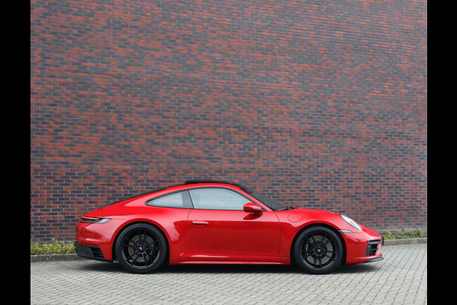 Porsche 911 3.0 Carrera 4 GTS | PDCC - Pano - Camera - Chrono