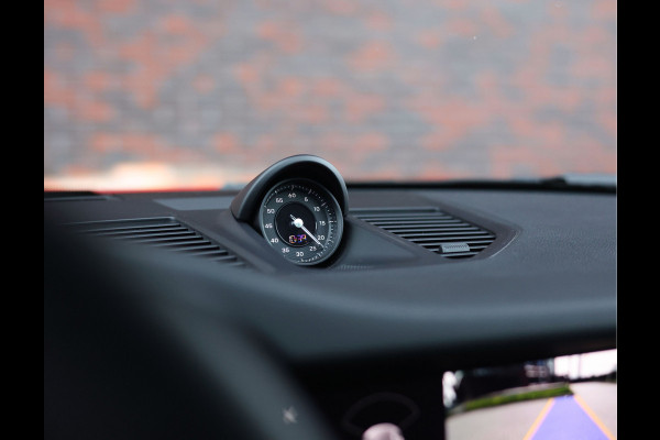 Porsche 911 3.0 Carrera 4 GTS | PDCC - Pano - Camera - Chrono