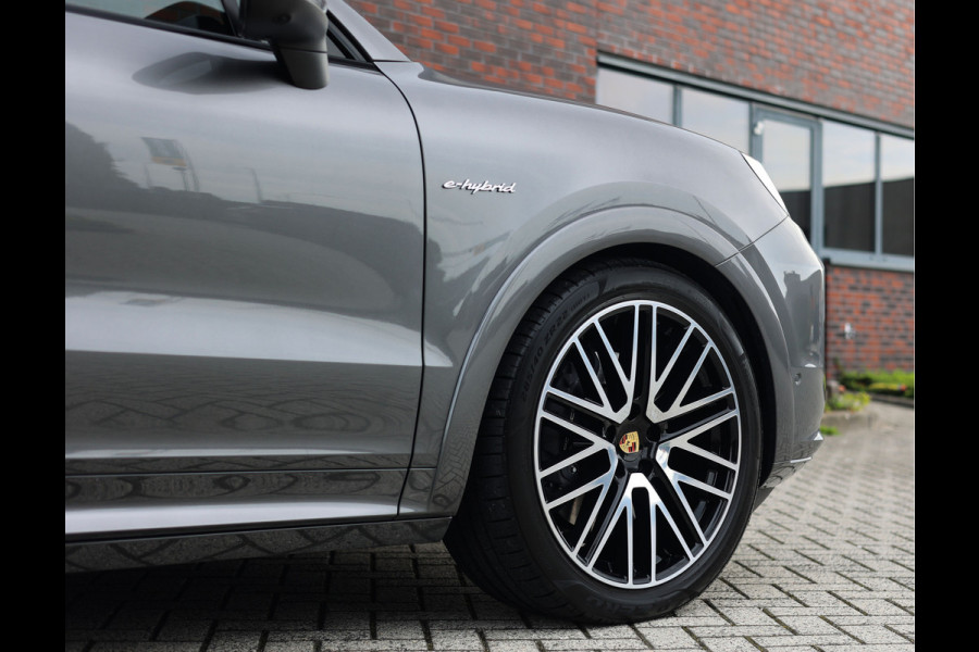 Porsche Cayenne E-Hybrid | Sport Chrono - Pano - Trekhaak