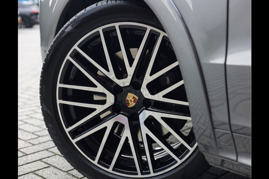 Porsche Cayenne E-Hybrid | Sport Chrono - Pano - Trekhaak
