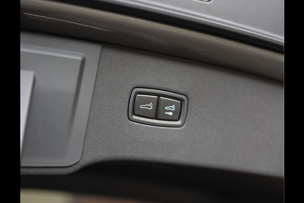 Porsche Cayenne E-Hybrid | Sport Chrono - Pano - Trekhaak