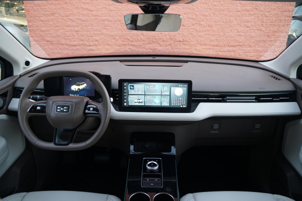 Aiways U5 63kWh Showroom + 360 CAMERA / VOORSTOELEN ELEKTRISCH / APPLE CARPLAY