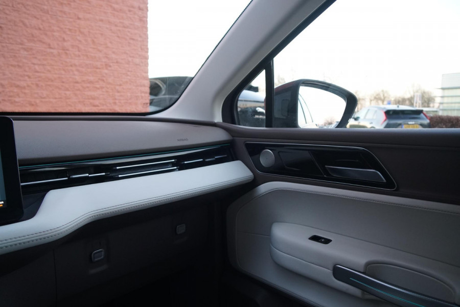 Aiways U5 63kWh Showroom + 360 CAMERA / VOORSTOELEN ELEKTRISCH / APPLE CARPLAY