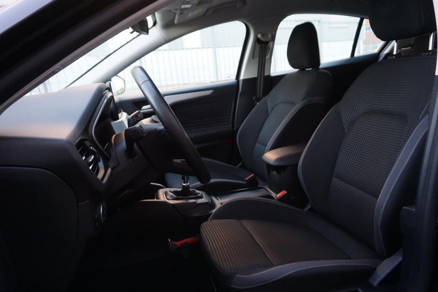 Ford Focus 1.0 EcoB.125pk Edition Business/Camera/Rijklaar prijs incl.Garantie.