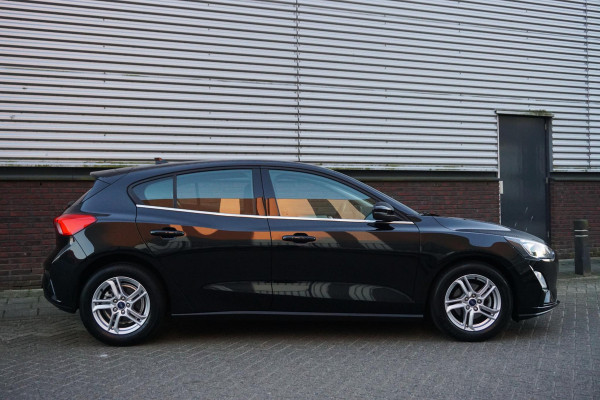 Ford Focus 1.0 EcoB.125pk Edition Business/Camera/Rijklaar prijs incl.Garantie.