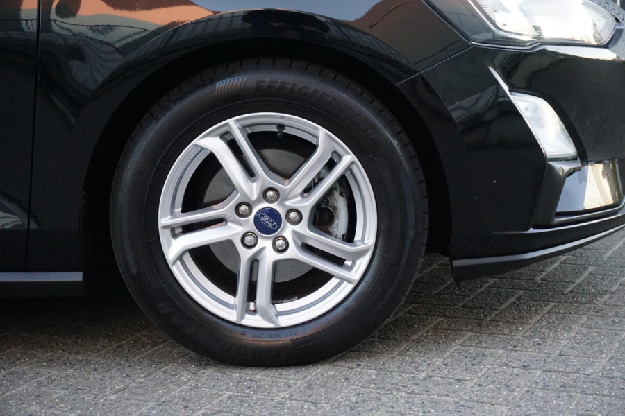 Ford Focus 1.0 EcoB.125pk Edition Business/Camera/Rijklaar prijs incl.Garantie.